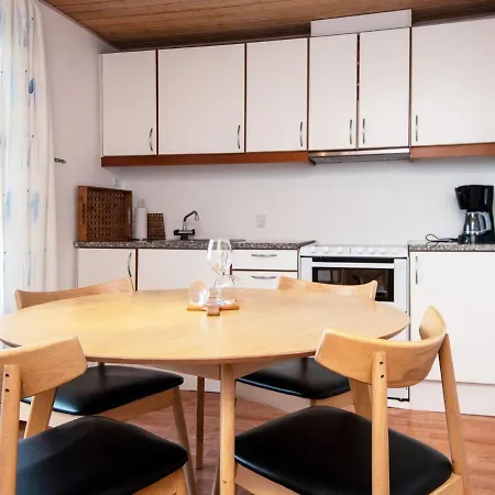 6 Person In Grenå